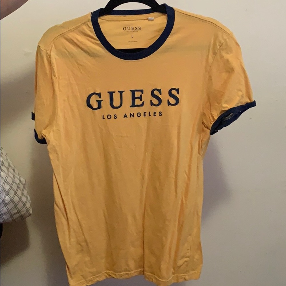 Guess Tee size L